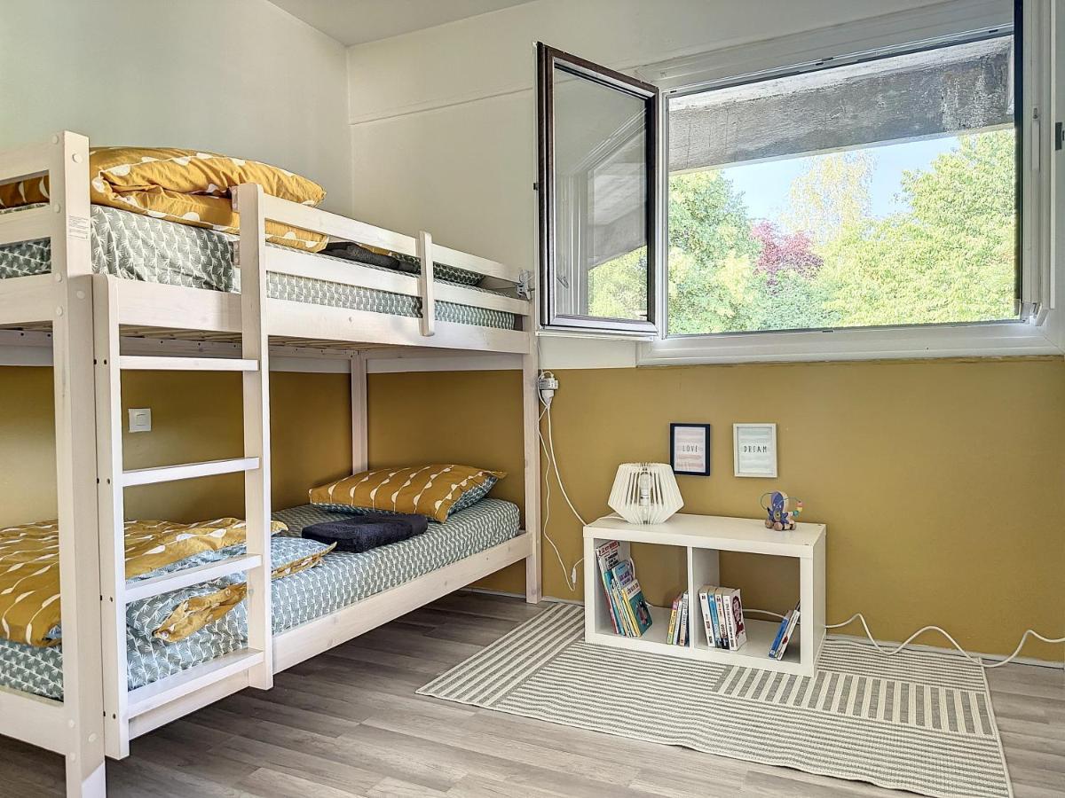Charmant Appartement Avec Terrasse Parking Ispagnac Exterior foto